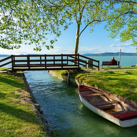 - Balaton 19071 * Balatonlelle