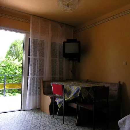 - Balaton 19071 Balatonlelle